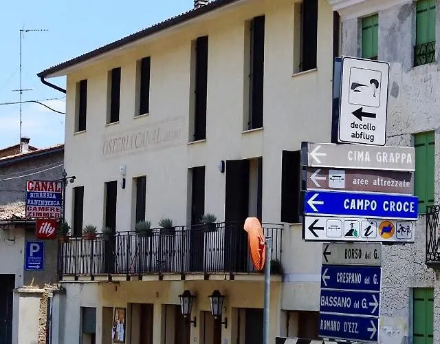 Canal Szálloda 3*